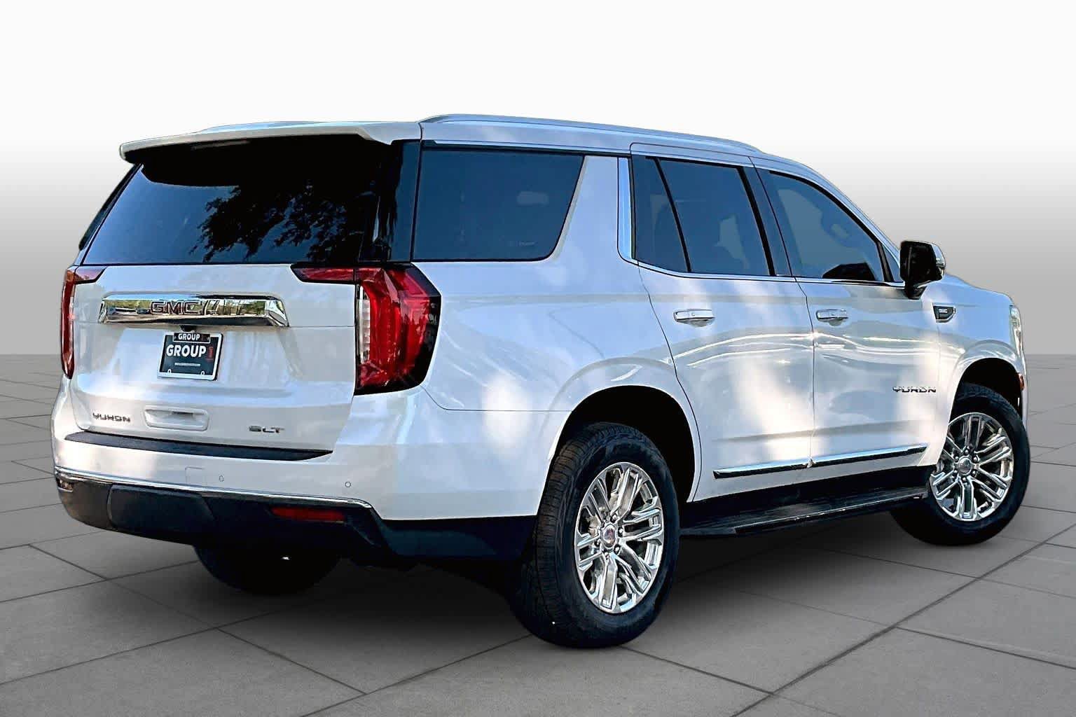 Used 2021 GMC Yukon SLT w/ SLT Premium Package AWD/4WD image 13