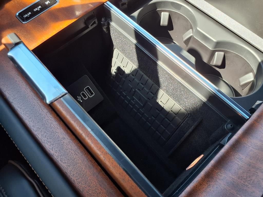 New 2026 Lincoln Navigator L Black Label image 11