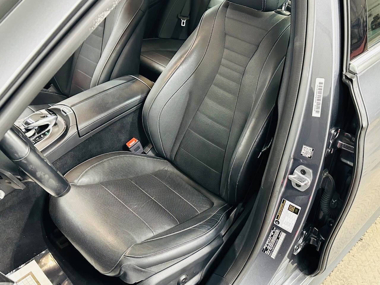 Used 2019 Mercedes-Benz E 450 E 450 4MATIC AWD 4dr Wagon image 25