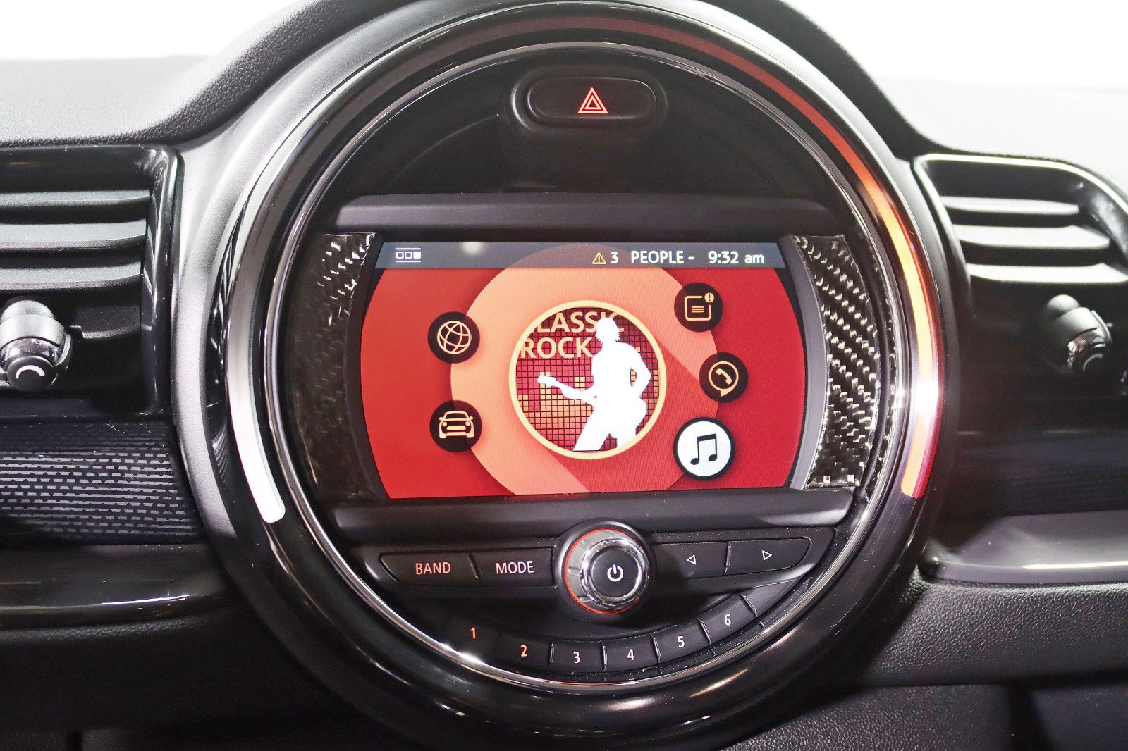 Used 2019 MINI Cooper Clubman S image 16