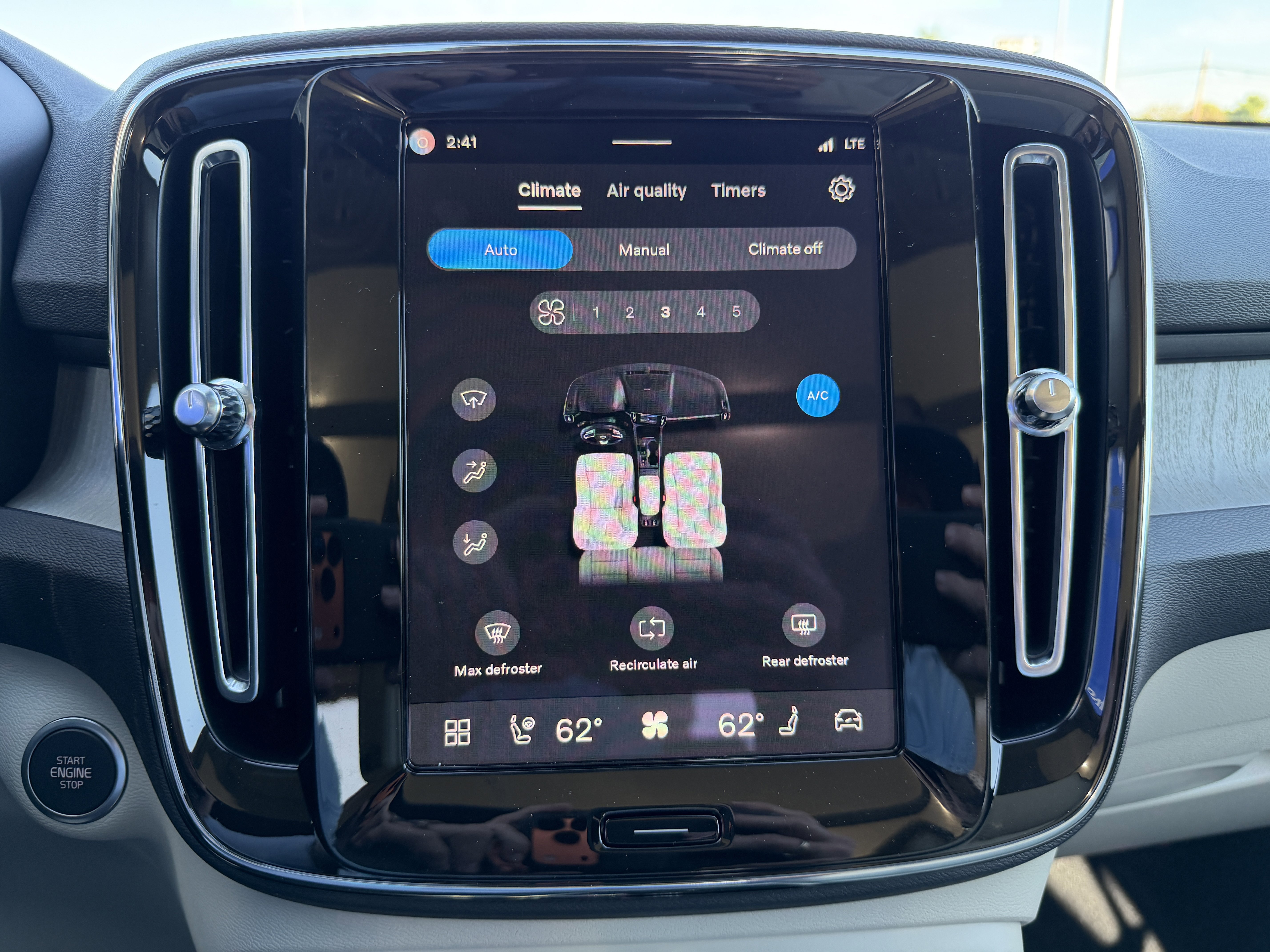 New 2026 Volvo XC40 B5 Plus w/ Climate Package image 22