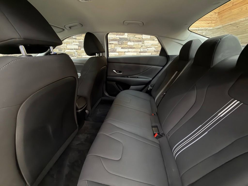 Certified 2023 Hyundai Elantra SEL image 26