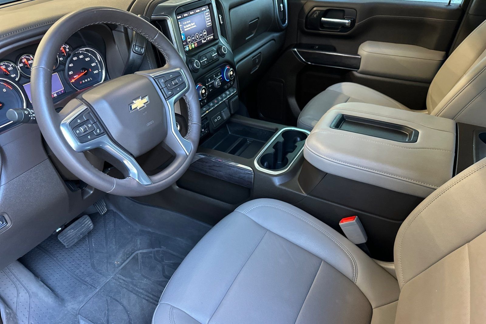 Used 2022 Chevrolet Silverado 3500 LTZ w/ LTZ Plus Package AWD/4WD image 10