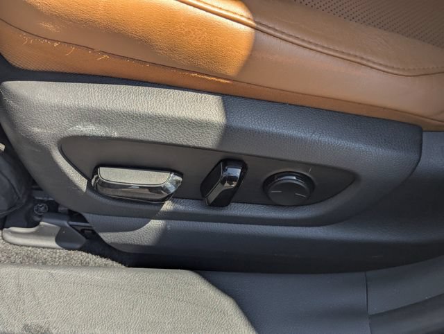 Used 2021 Lexus UX 200 w/ Premium Package FWD image 19
