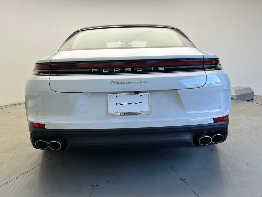Used 2026 Porsche Panamera RWD image 21