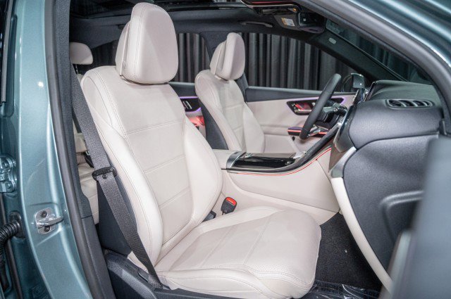 New 2026 Mercedes-Benz GLC 300 image 15