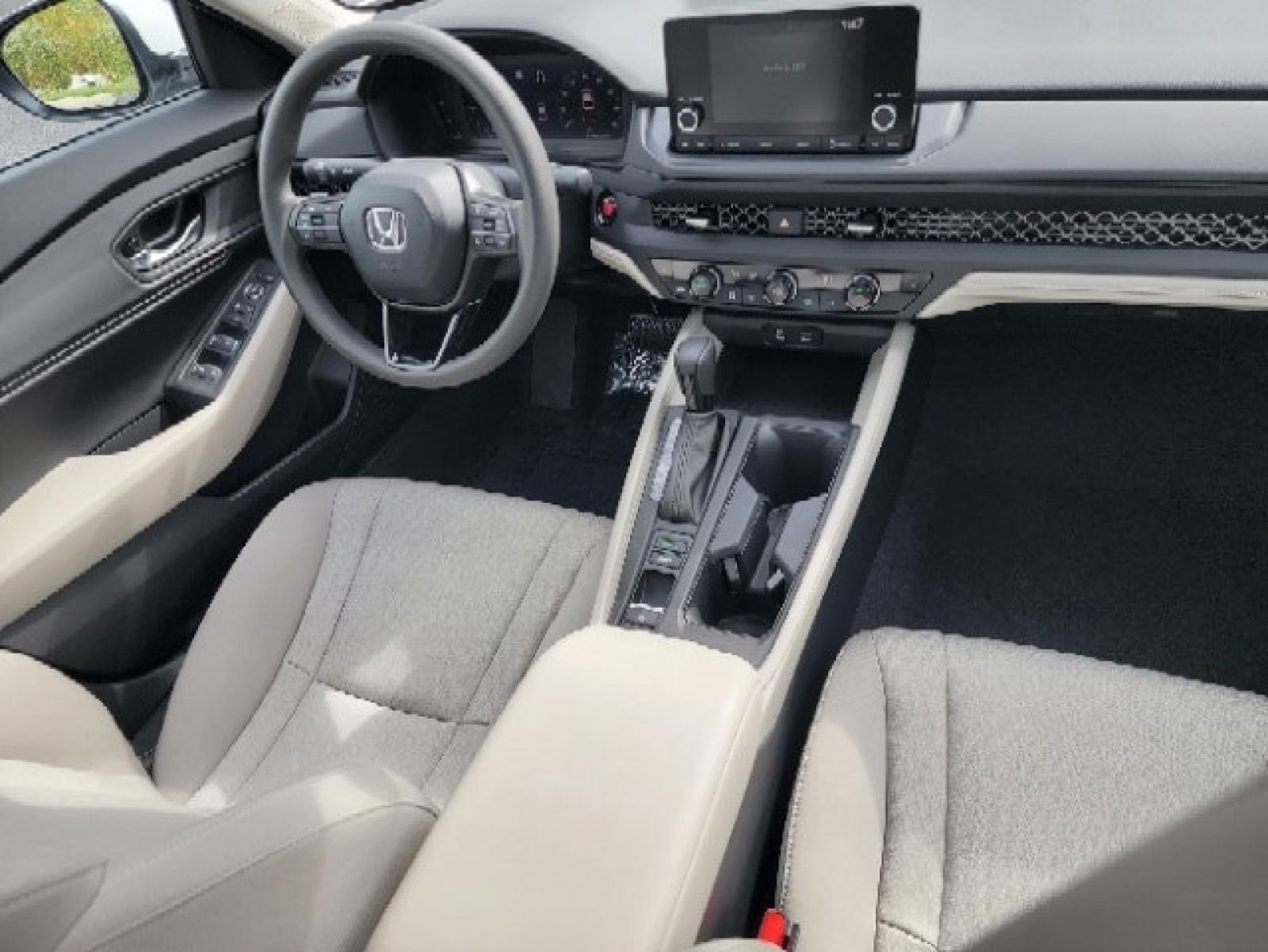 Used 2024 Honda Accord EX image 25