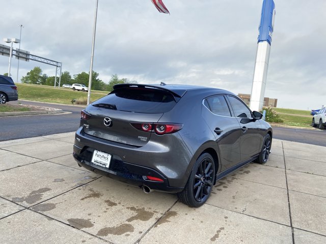 Used 2021 MAZDA MAZDA3 Hatchback w/Premium Plus Pkg image 11