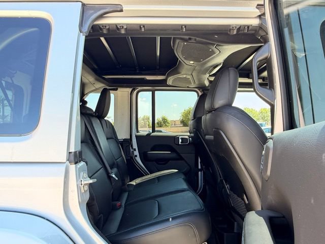 Used 2024 Jeep Wrangler High Altitude AWD/4WD image 19