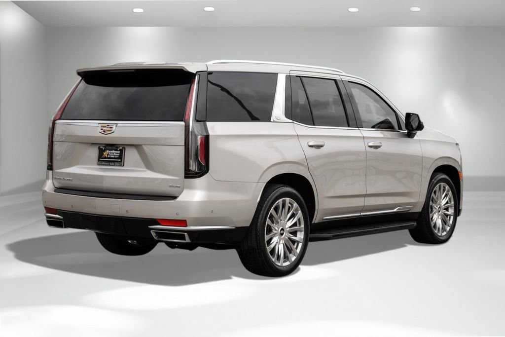 Used 2021 Cadillac Escalade Premium Luxury w/ Driver Assist Tech Package AWD/4WD image 7