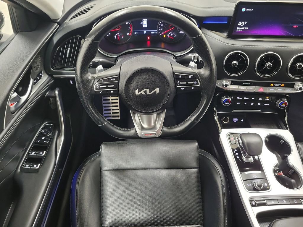 Used 2022 Kia Stinger GT2 image 17