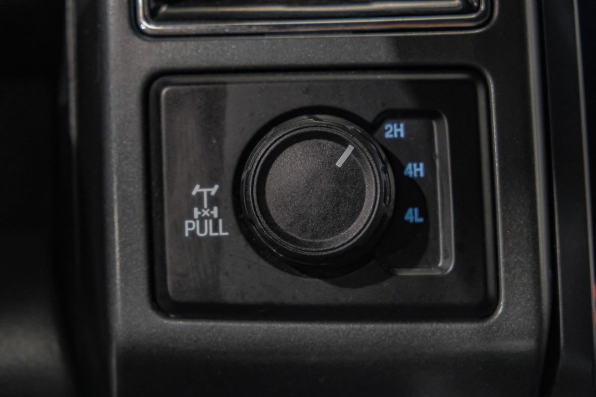 Used 2022 Ford F250 XLT w/ Black Appearance Package AWD/4WD image 27