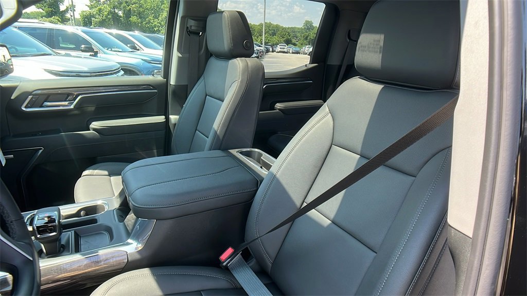 New 2026 Chevrolet Silverado 1500 LTZ w/ LTZ Premium Package image 15