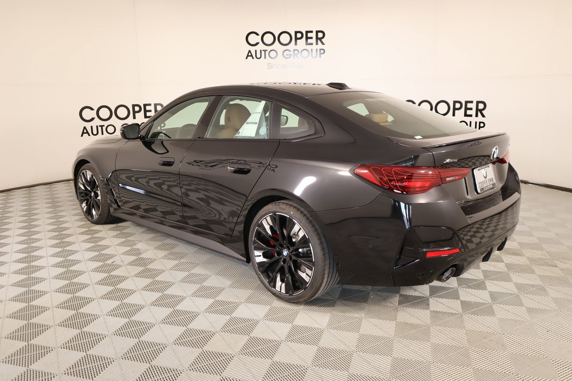 New 2026 BMW 430i xDrive w/ M Sport Package image 24