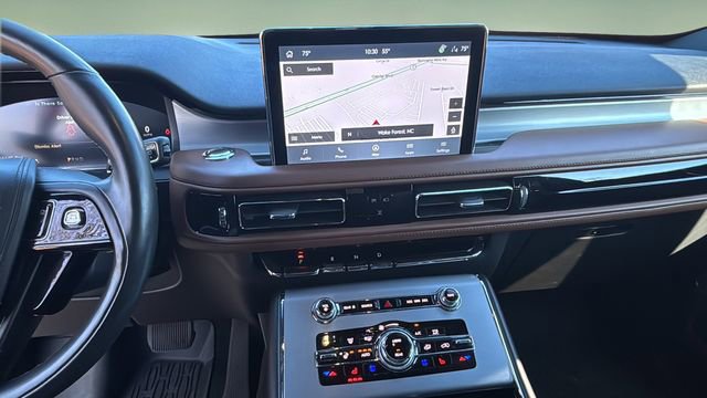 Used 2023 Lincoln Aviator Reserve w/ Equipment Group 201A image 26
