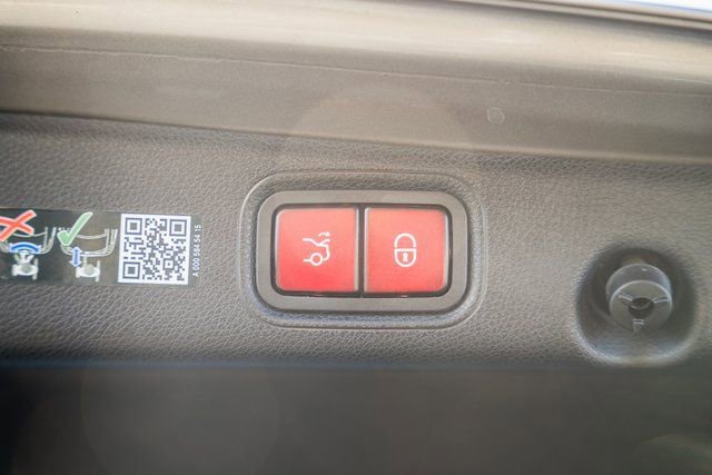 Used 2023 Mercedes-Benz E 450 4MATIC Sedan image 11