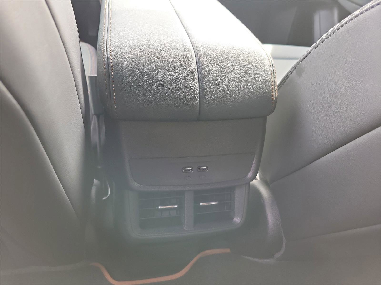 New 2026 GMC Terrain AT4 AWD/4WD image 13