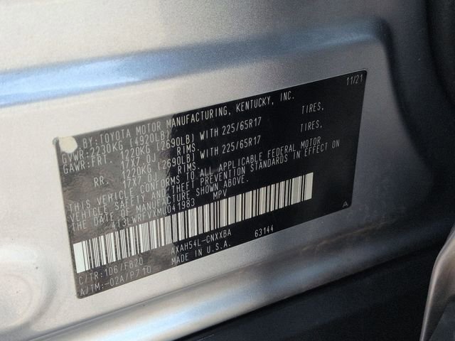 Used 2021 Toyota RAV4 LE AWD/4WD image 29