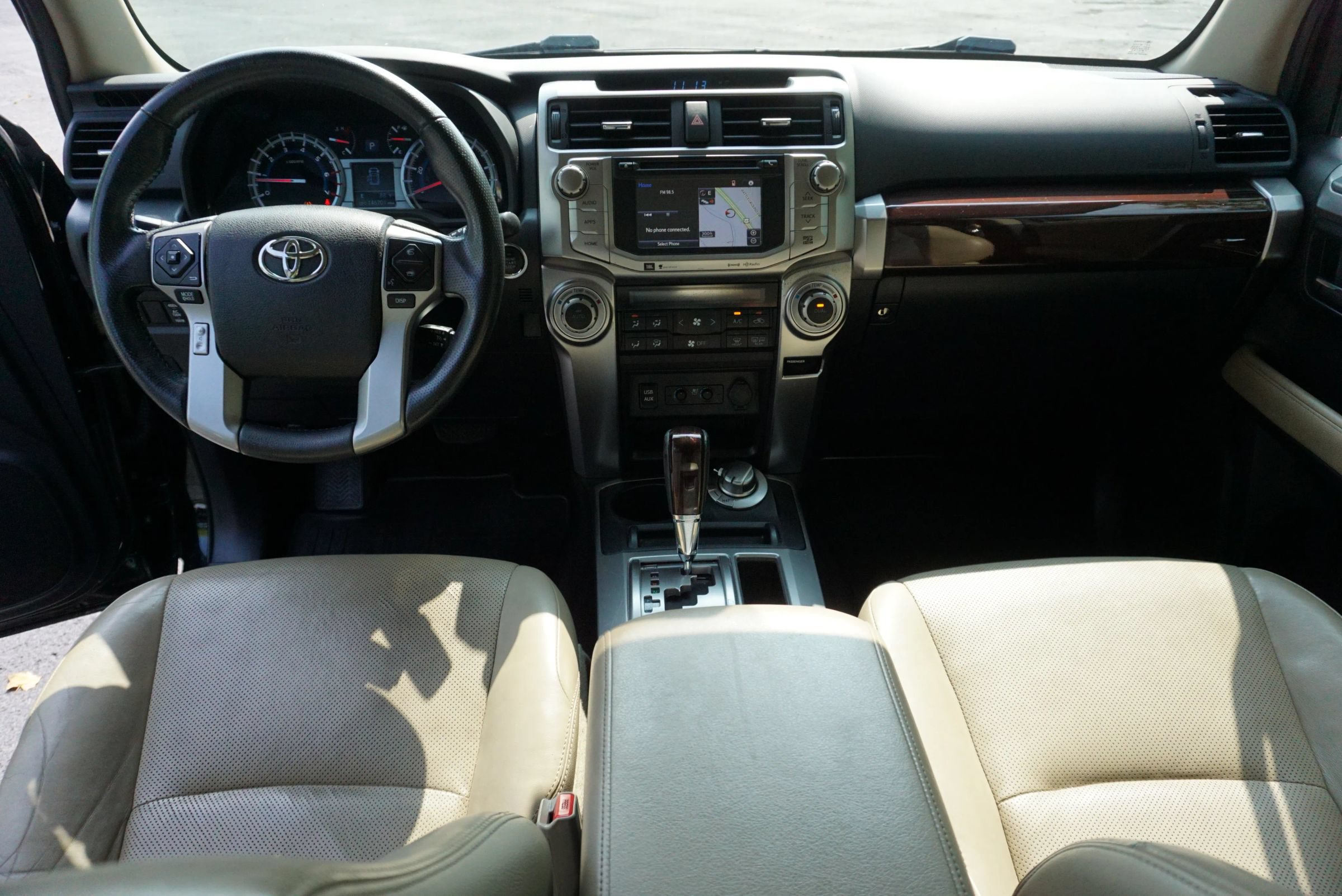 Used 2016 Toyota 4Runner Limited AWD/4WD image 22