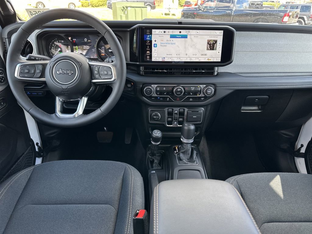 Certified 2025 Jeep Wrangler Unlimited Sahara image 10