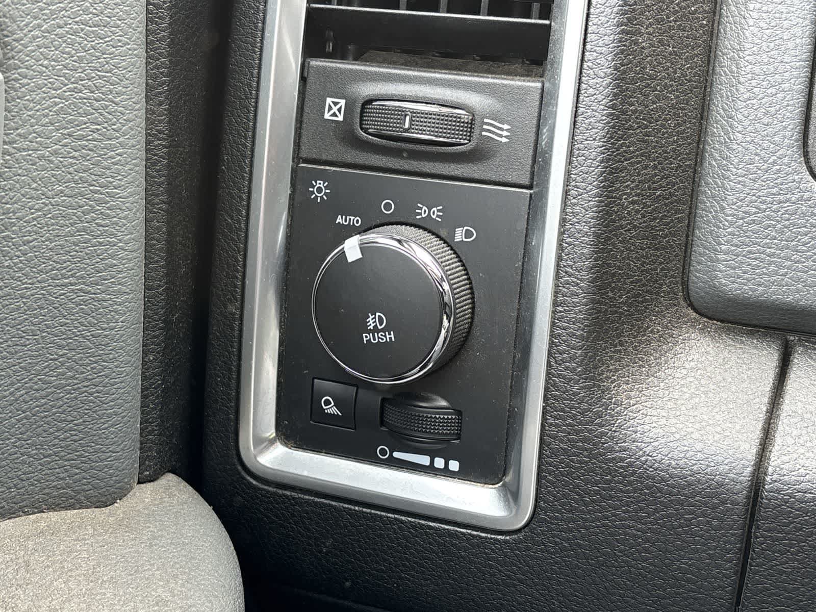 Used 2018 RAM 2500 Big Horn AWD/4WD image 10