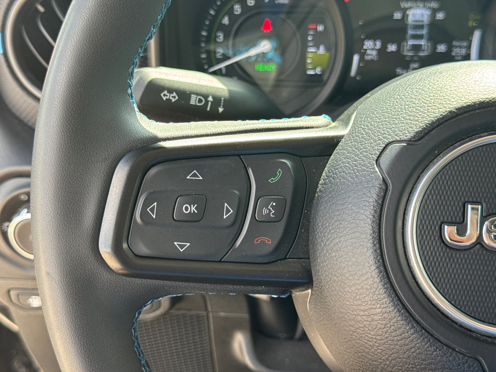 Used 2025 Jeep Wrangler Unlimited Rubicon 4xe w/ Safety Group image 23