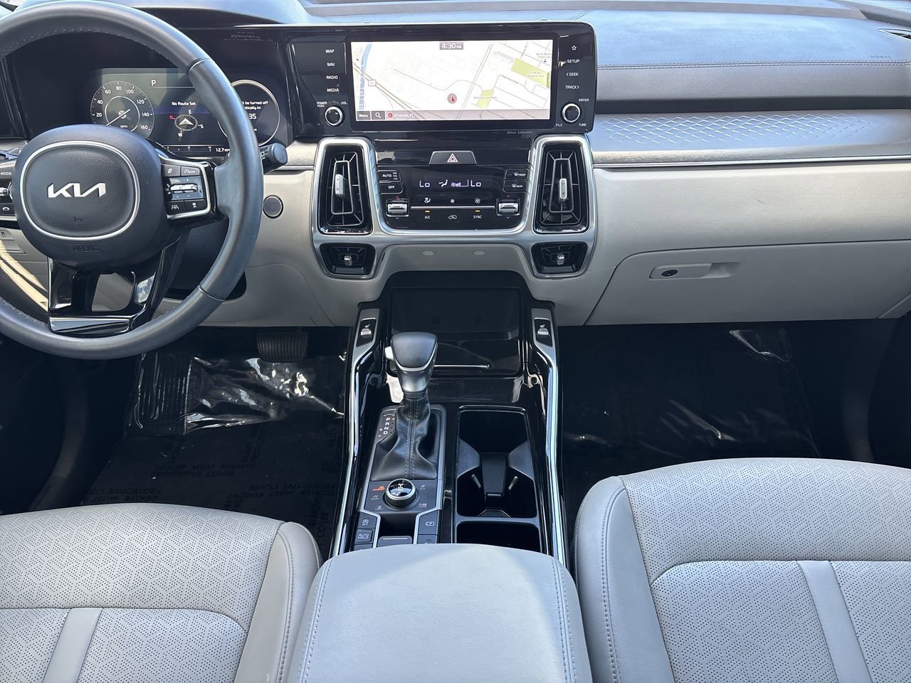 Used 2023 Kia Sorento SX image 15