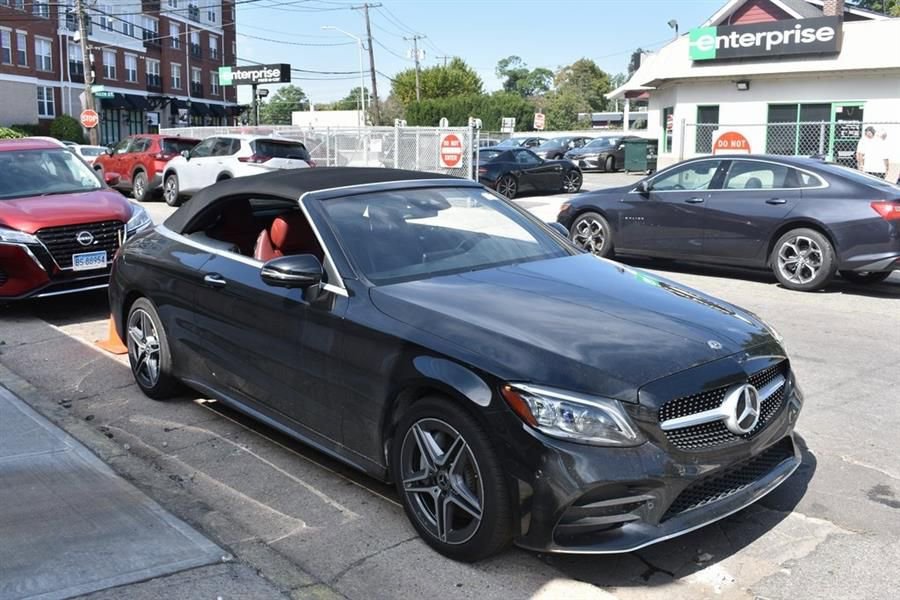 Used 2019 Mercedes-Benz C 300 4MATIC Cabriolet image 4
