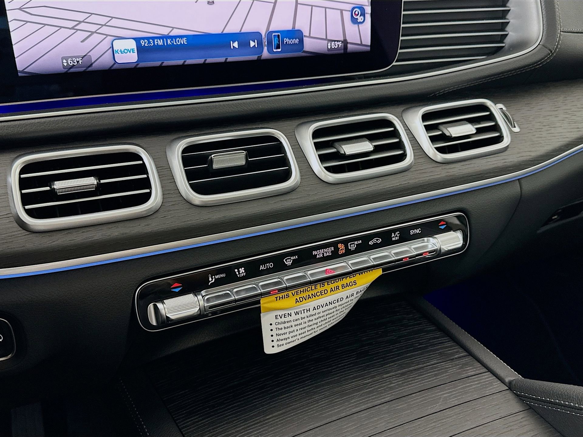 New 2026 Mercedes-Benz GLS 450 4MATIC image 17
