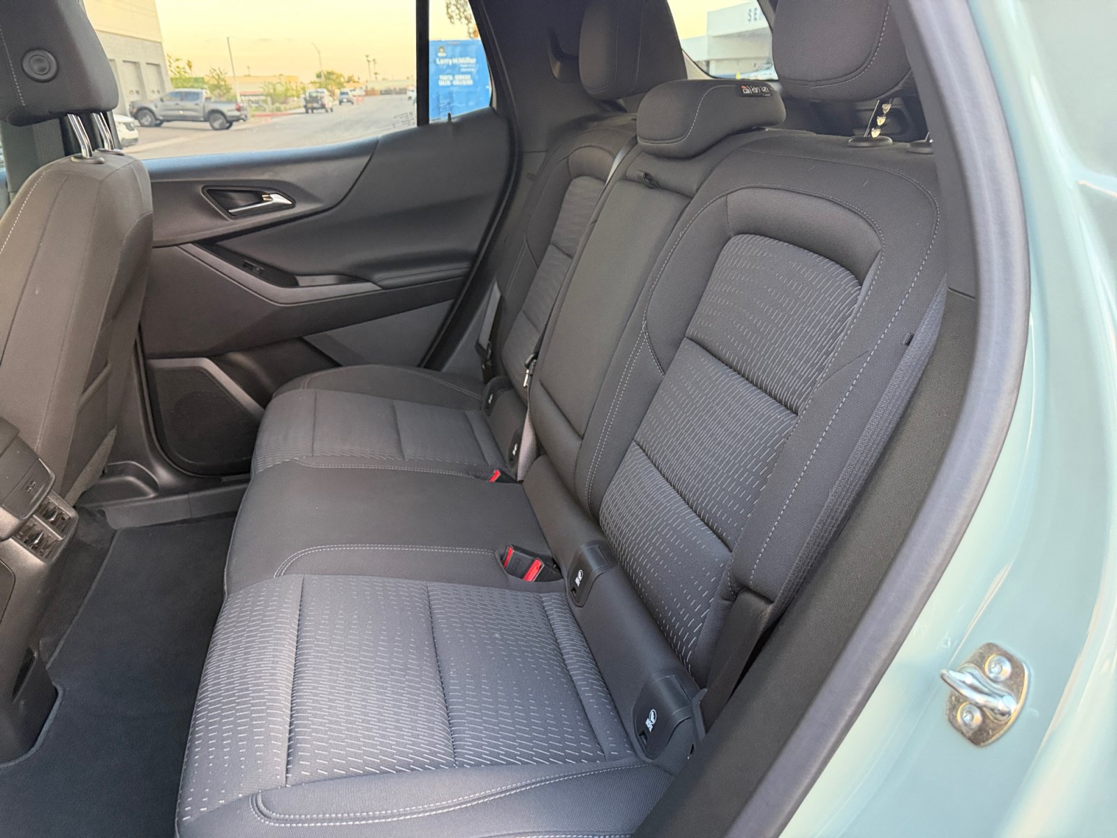 Used 2025 Chevrolet Equinox LT w/ Safety and Technology Package FWD image 26