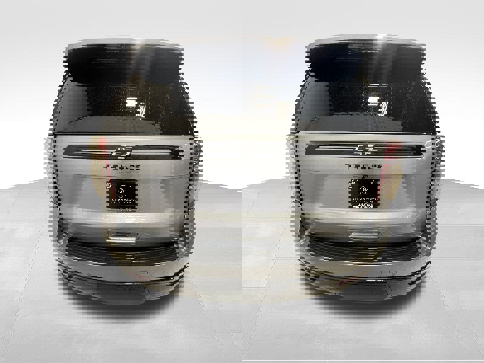 Used 2023 Chevrolet Tahoe Z71 w/ Luxury Package image 3