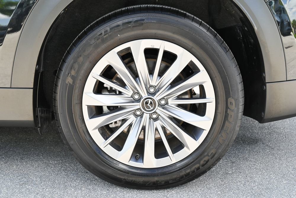 Used 2025 MAZDA CX-90 3.3 Turbo w/ Preferred Package image 8