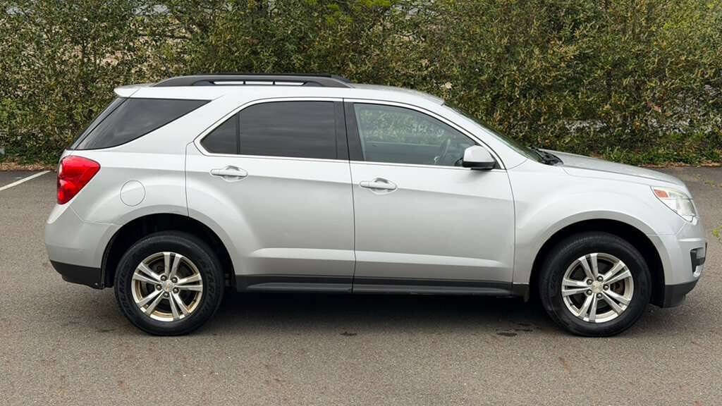 Used 2015 Chevrolet Equinox LT w/ Driver Convenience Package AWD/4WD image 8