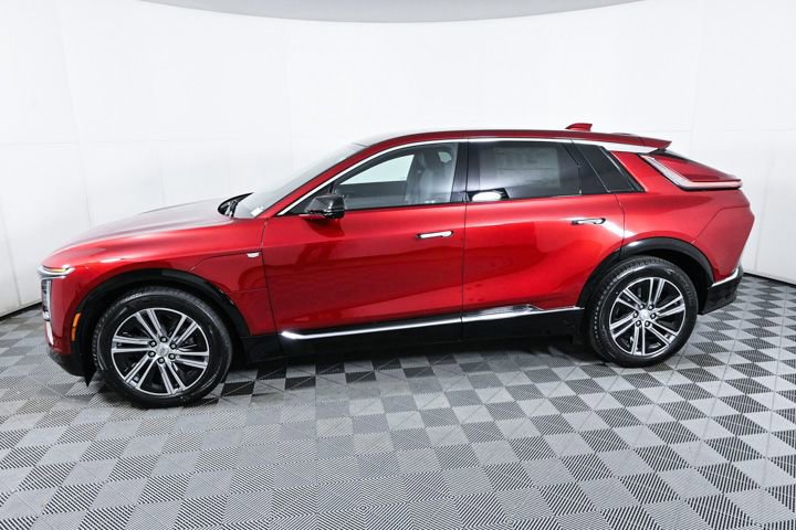 New 2025 Cadillac Lyriq Luxury image 4