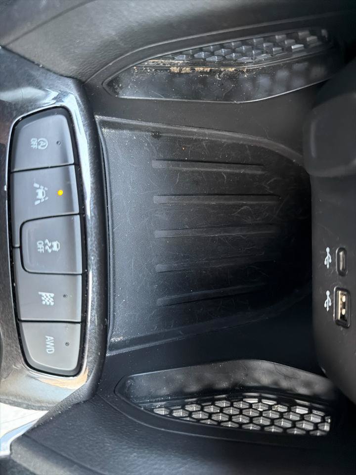 Used 2025 Chevrolet TrailBlazer LT AWD/4WD image 25