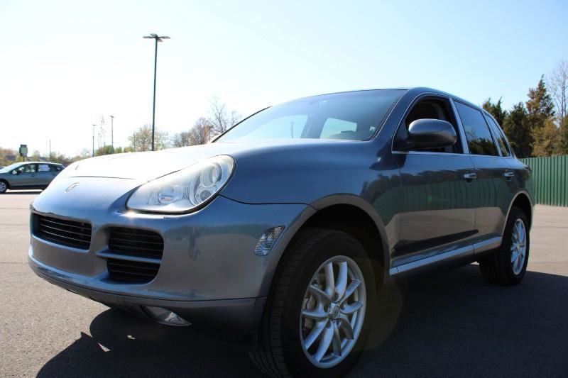 Used 2005 Porsche Cayenne S image 3