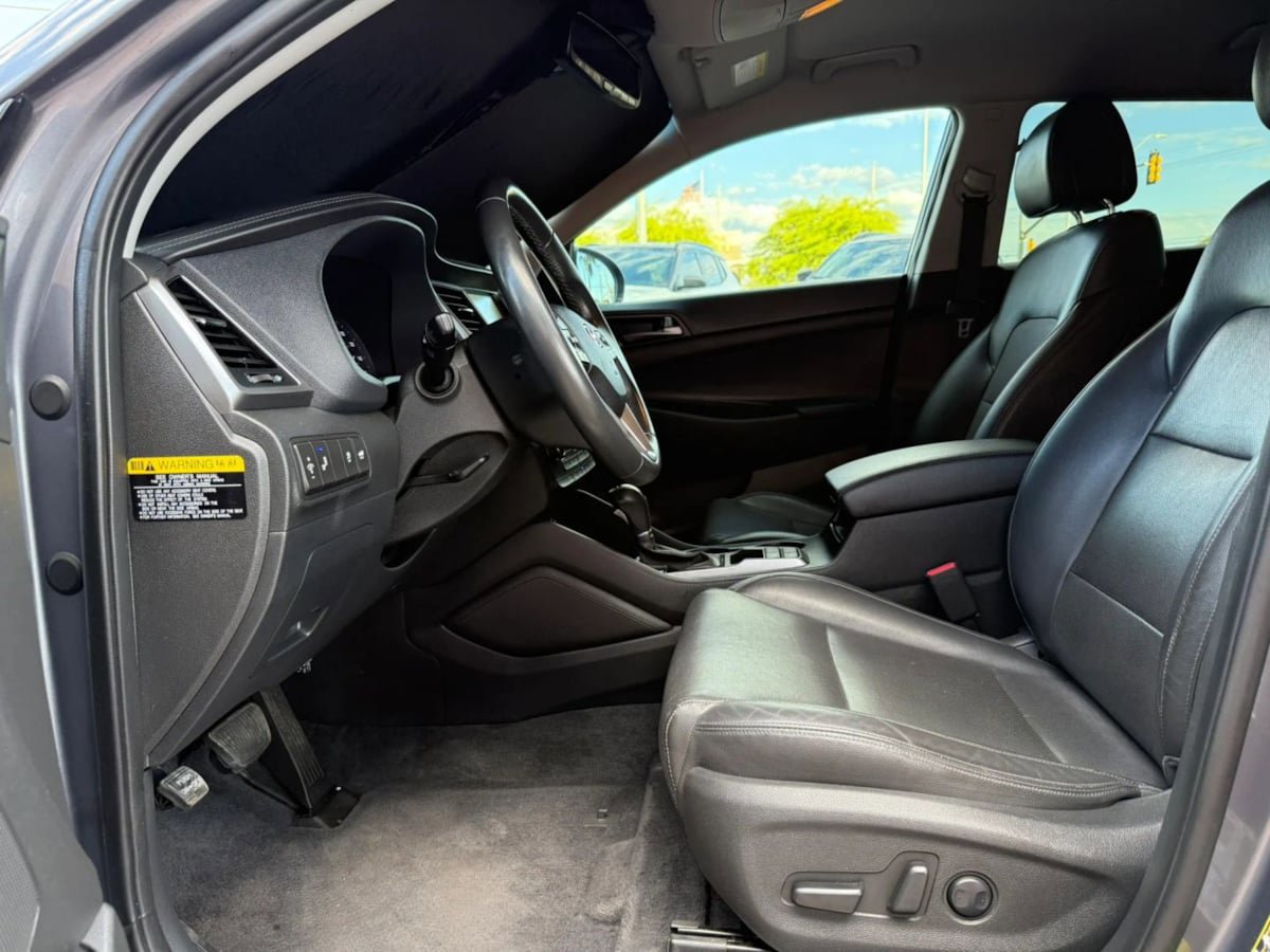 Used 2016 Hyundai Tucson Limited FWD image 40