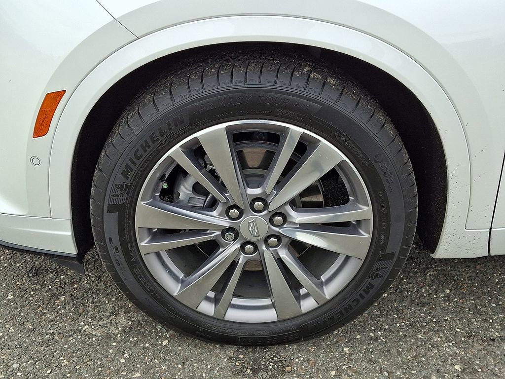 Used 2023 Cadillac XT6 Premium Luxury w/ Technology Package AWD/4WD image 29