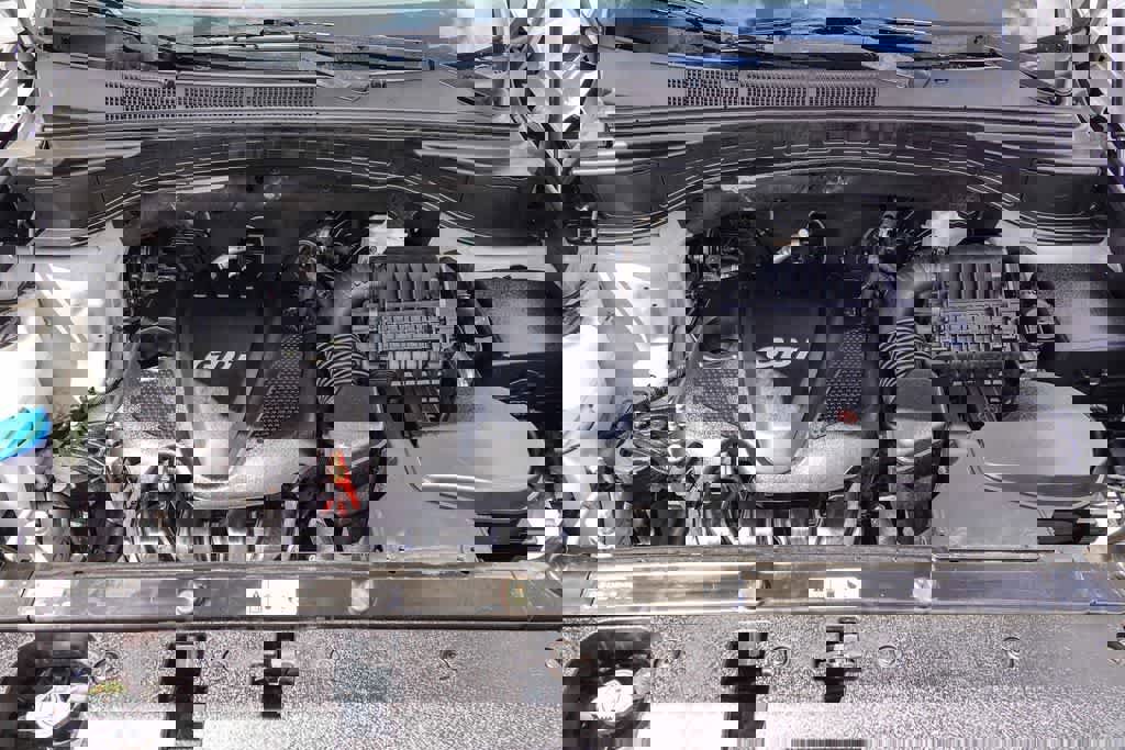 Used 2013 Hyundai Santa Fe Sport w/ Technology Pkg FWD image 26