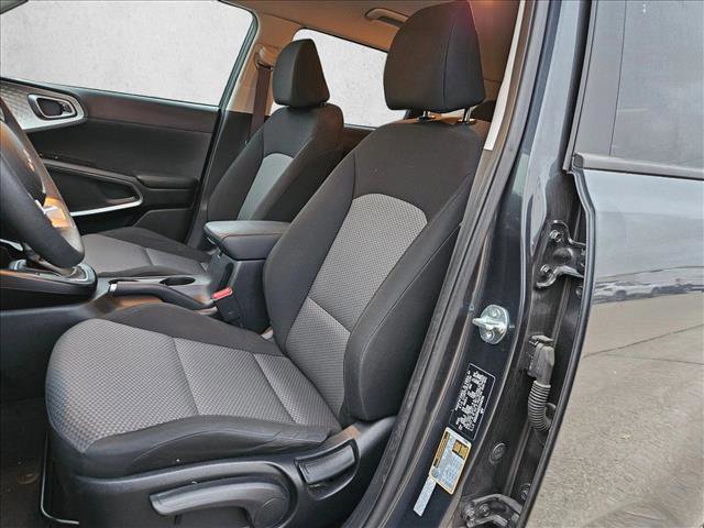 Used 2025 Kia Soul LX w/ LX Technology Package image 15