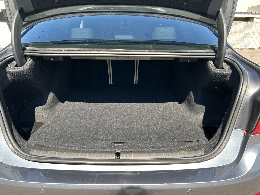 Used 2018 BMW 540i xDrive image 23