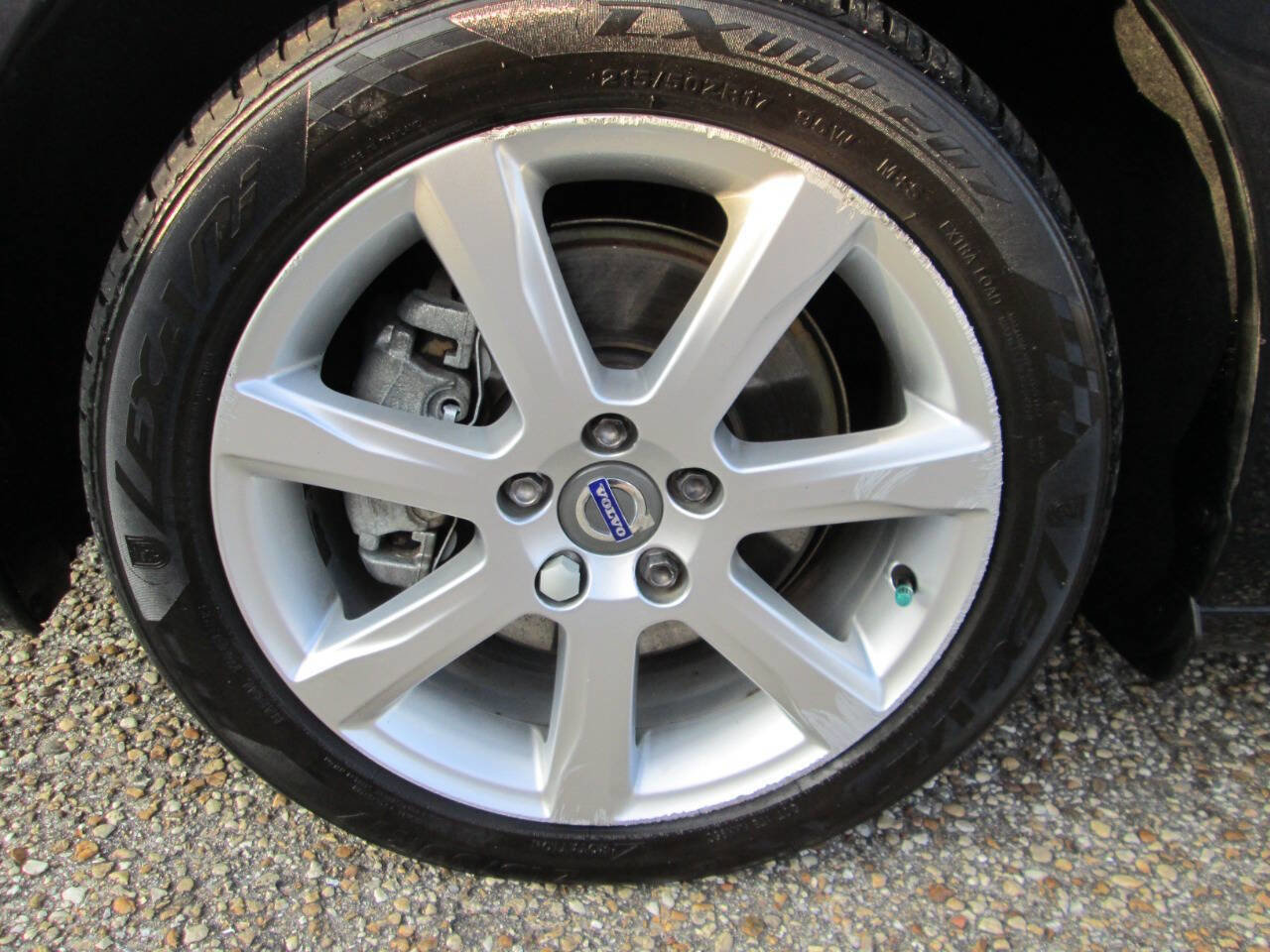 Used 2017 Volvo V60 T5 Premier w/ Convenience Package image 8