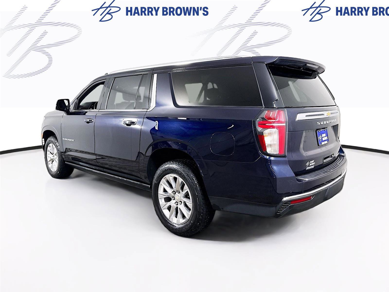 Used 2022 Chevrolet Suburban Premier image 32