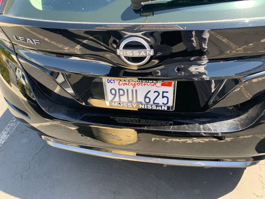 Used 2024 Nissan Leaf S FWD image 7