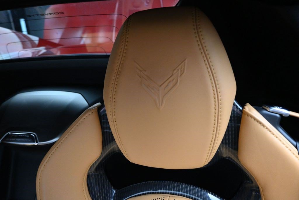 Used 2024 Chevrolet Corvette Stingray Preferred Conv w/ Battery Protection Package RWD image 16
