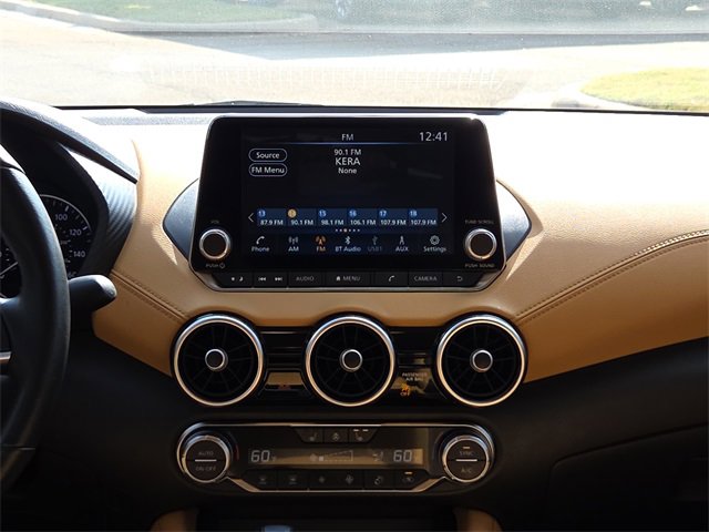 Used 2023 Nissan Sentra SV w/ SV Premium Package image 11