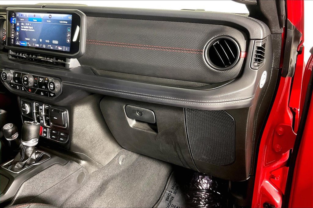 Used 2025 Jeep Wrangler Unlimited Rubicon AWD/4WD image 18