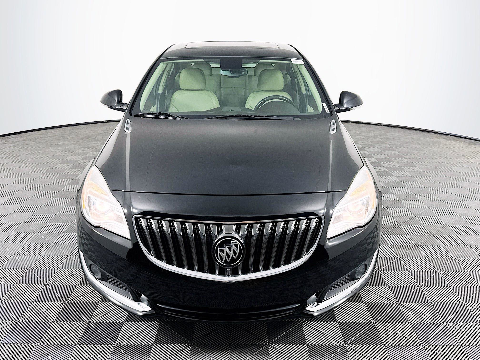 Used 2017 Buick Regal Sport Touring FWD video 2