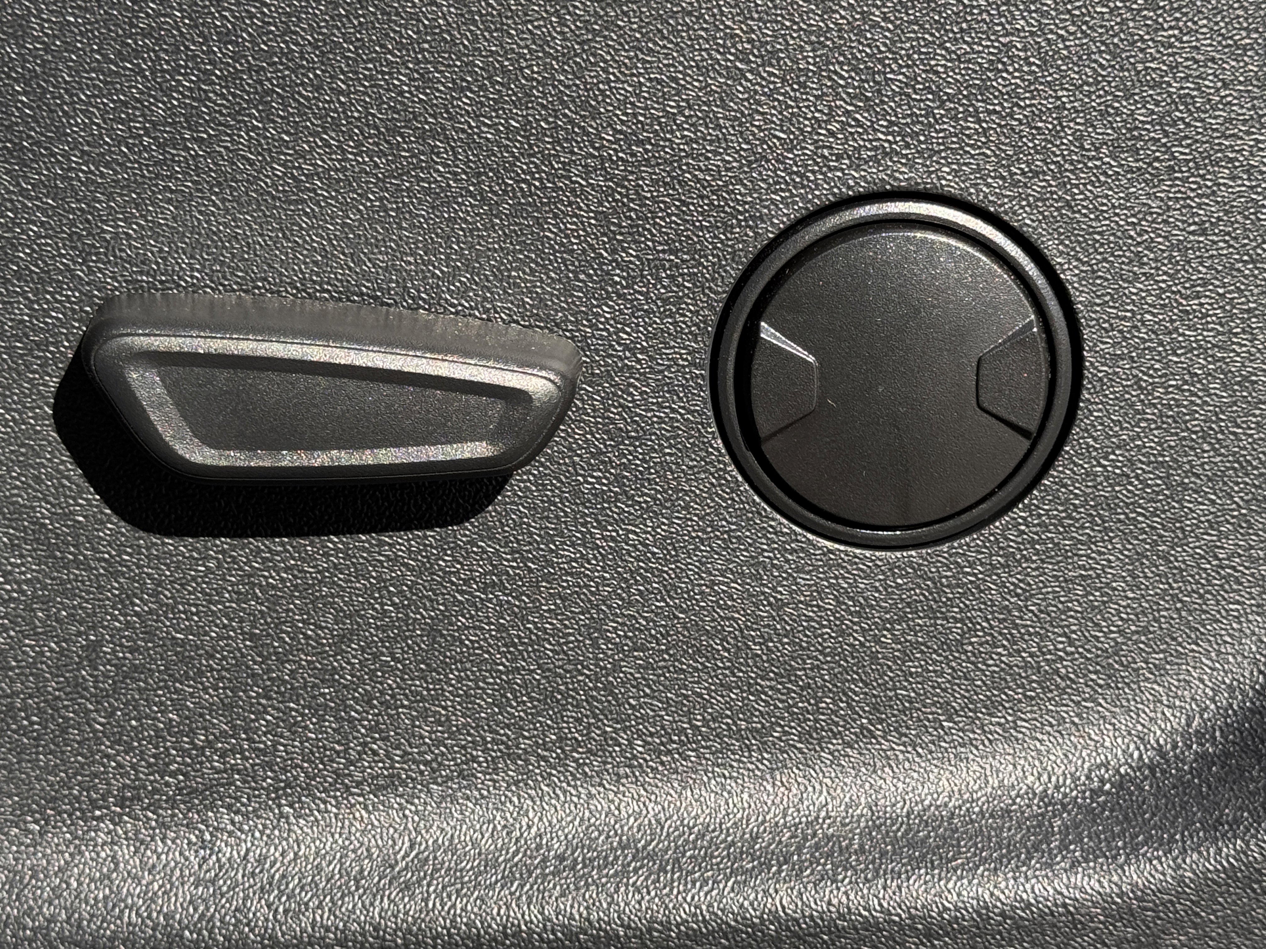 Used 2024 Ford F350 XLT w/ XLT Value Package image 14