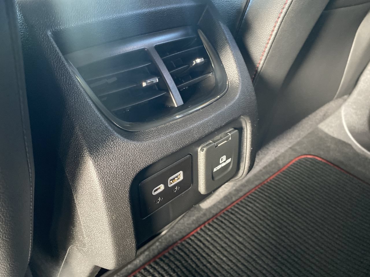 Used 2019 Chevrolet Blazer RS FWD image 21